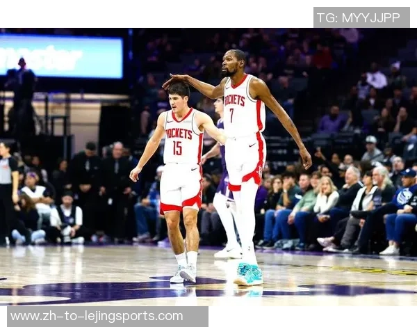 完结跨赛季客场12连败！单核布克带领太阳重回正轨